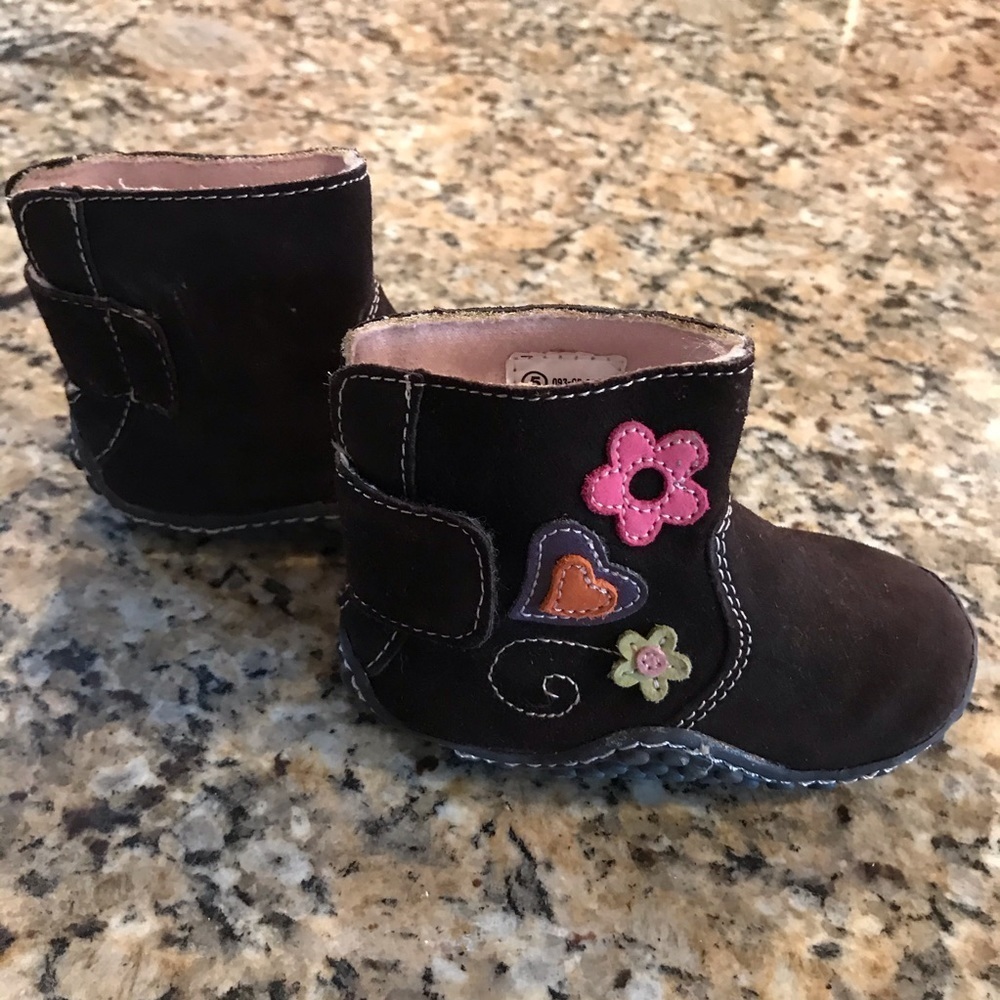 🥾 Genuine Kids Suede Boots